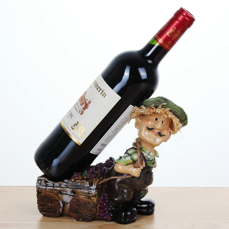 獅身人面像與埃及貓神 創(chuàng)意酒具中的異域風(fēng)情與國產(chǎn)葡萄酒的優(yōu)雅邂逅