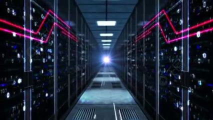 快速通過服務器機房。未來技術無縫和可循環的動畫與計算機機架走廊。數據庫、云計算、人工智能和數據化概念.實拍視頻免費下載_mp4格式_1920像素_編號40804622