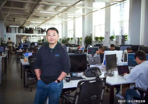 他從記者到41歲身價超24億,背后離不開創新工廠李開復
